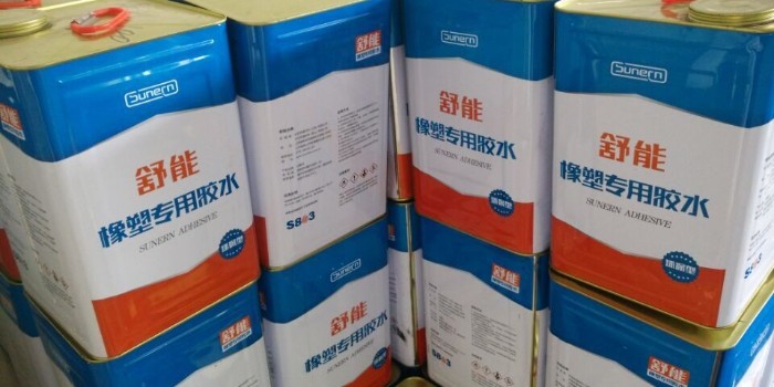安裝橡塑保溫板的時(shí)候如何選擇正確的保溫膠水？